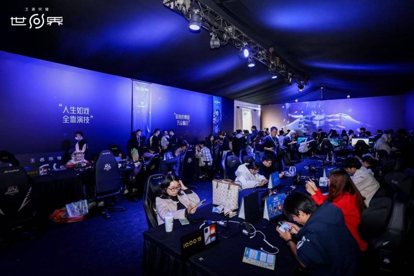 麻将糊了-王者(zhě)榮(róng)耀十周年(nián)重磅官宣，《王者(zhě)榮(róng)耀世(shì)界》2026年(nián)春天(tiān)与玩家见面