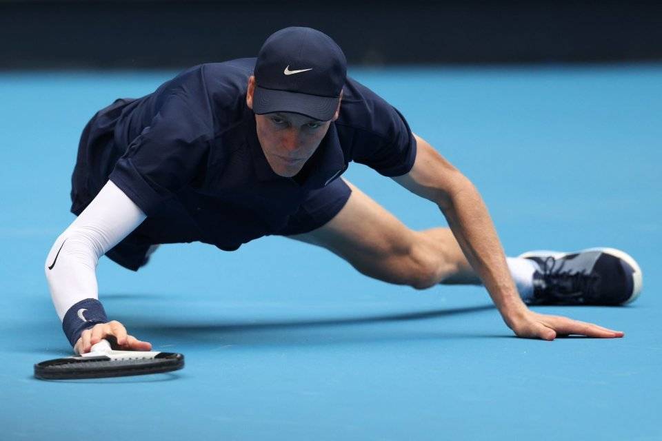 麻将胡了免费旋转-中网第(dì)8比赛日看(kàn)点:辛(xīn)纳决赛戰(zhàn)黑马新星,斯瓦泰克領(lǐng)衔冲八强