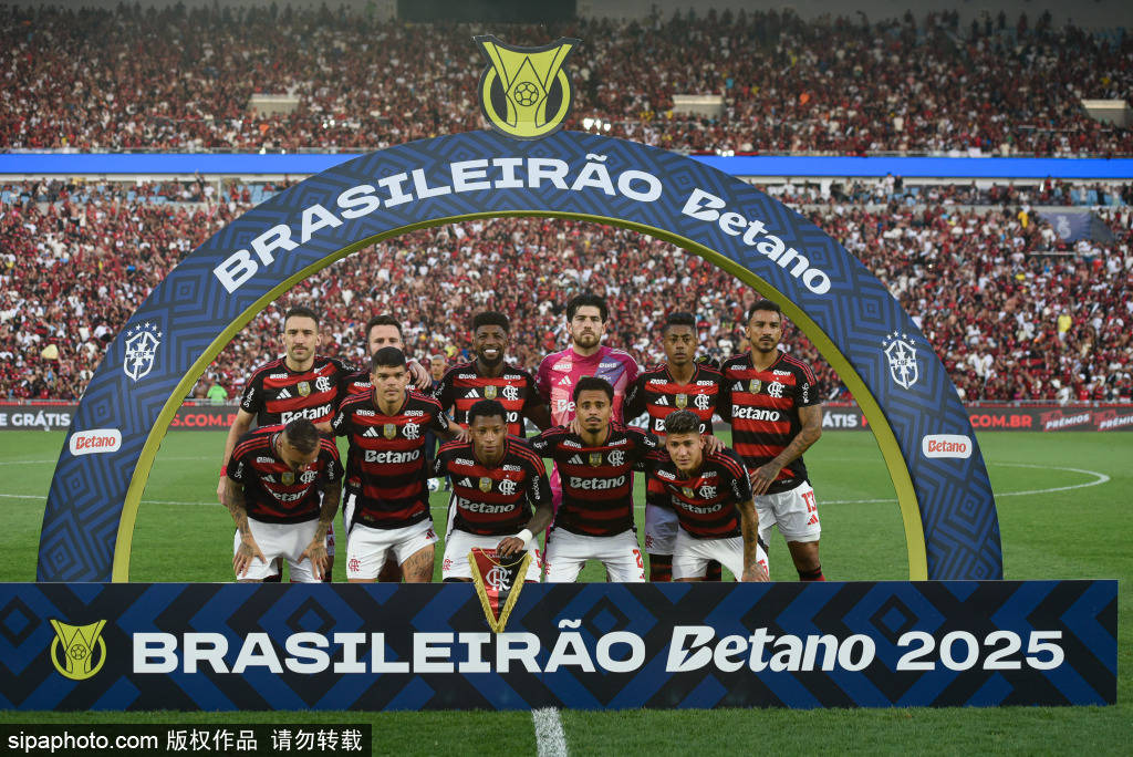 麻将糊了-NFL首次登陆里约热内卢，巴(bā)西球(qiú)迷期待(dài)橄榄球(qiú)盛宴