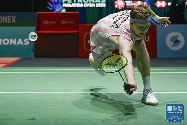 麻将糊了-羽毛(máo)球丨马来西亚公开赛：石(shí)宇奇晋级决赛